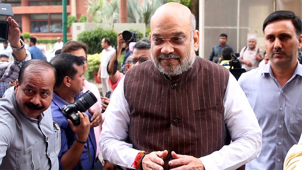 Home Minister Amit Shah meets 100-people strong group from Jammu and Kashmir, Ladakh after scrapping of Article 370