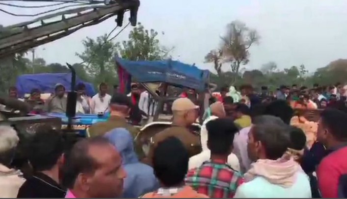 11 killed, 4 injured as SUV collides with tractor on NH-28 in Bihar's Muzaffarpur