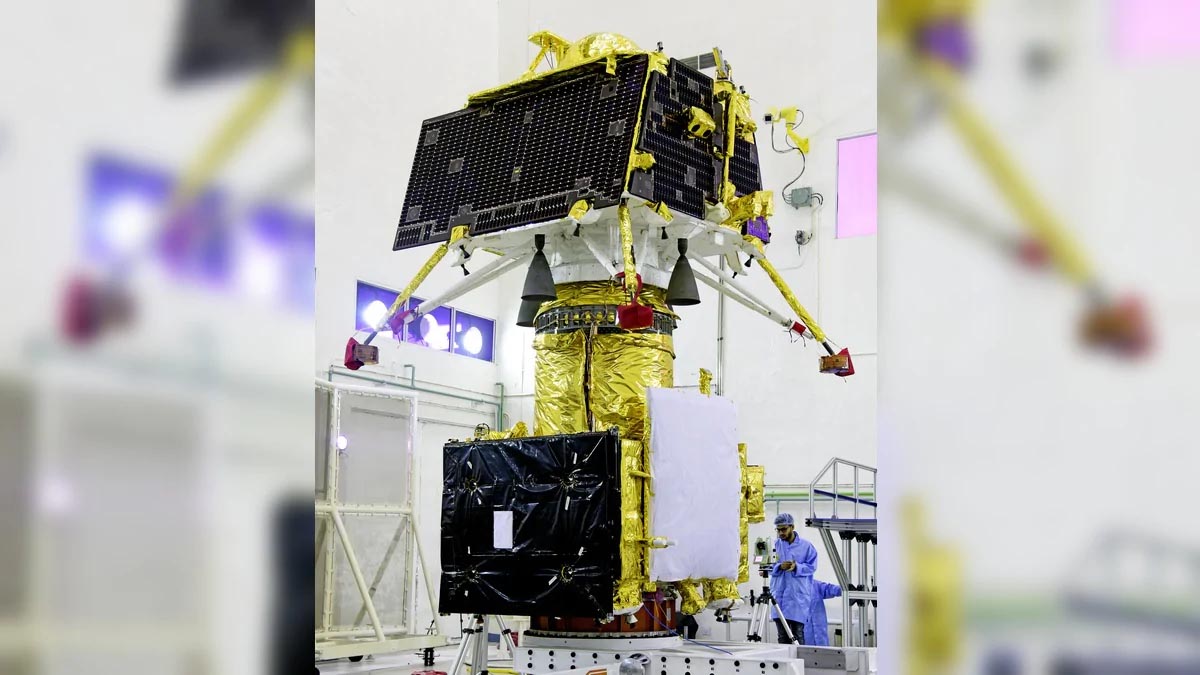 Chandrayaan 2 successfully placed in lunar orbit, all eyes now on September 7 moon landing