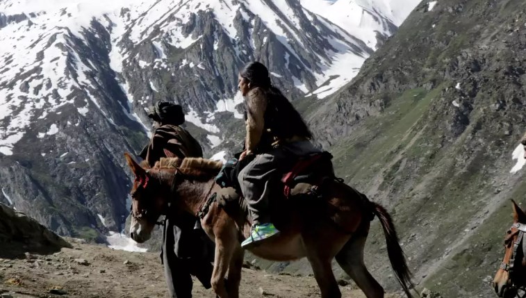 Fourth batch of over 6,000 pilgrims leaves Jammu for Amarnath cave shrine