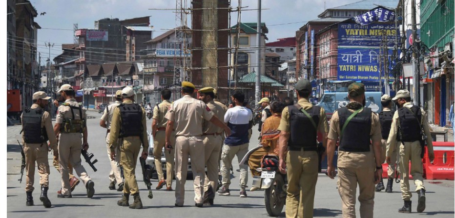 J&K Administration Likely to Shift Political Detainees to Private Hotel in Srinagar Cantonment