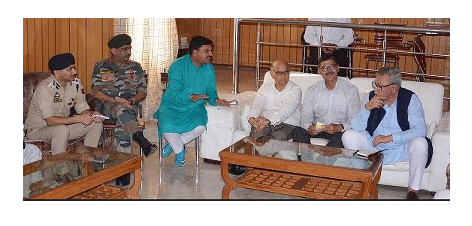 Advisors to Governor visit Rajouri, Poonch, hails people’s commitment towards peace
