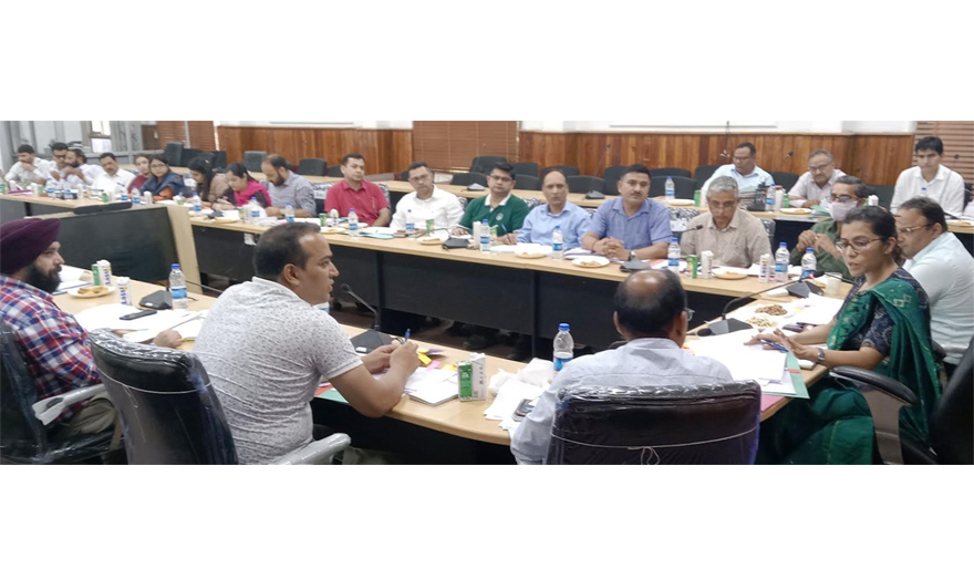 DC Jammu reviews working of Revenue Department