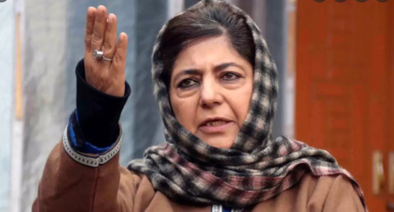 Lynching accused in Pak sentenced to death but garlanded in India: Mehbooba Mufti