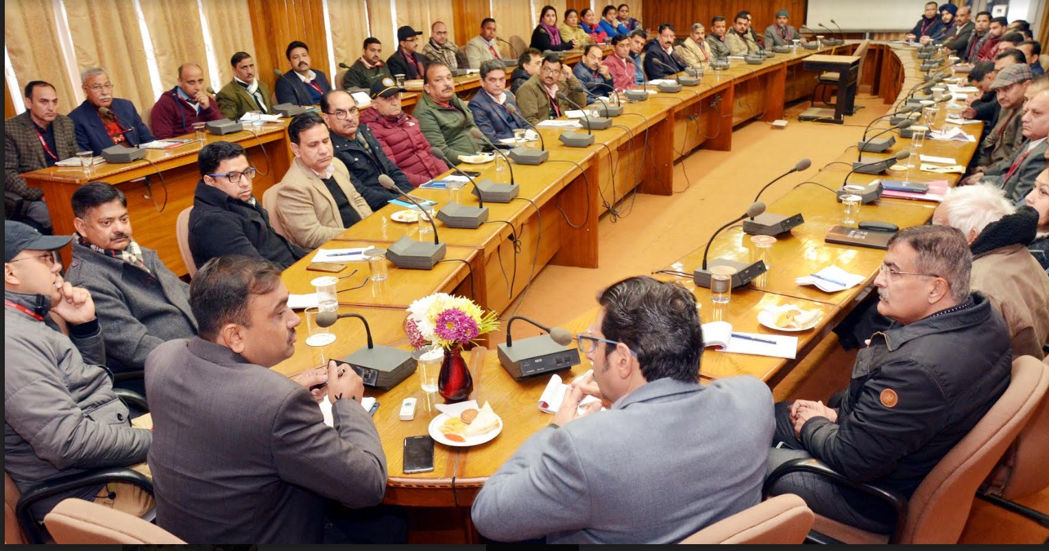 CEO Shrine Board distributes prizes at valedictory function