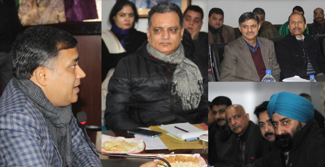 Sh. M.K Sinha- IPS, IGP Crime Branch, J&K holds a Crime review meeting with the officers