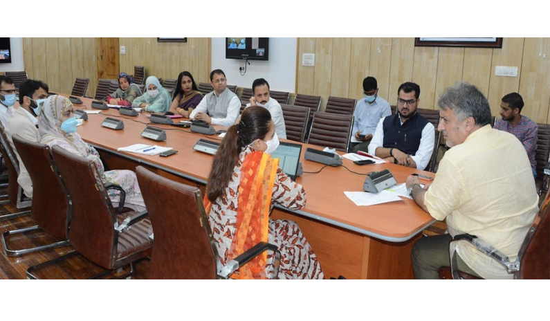 Dr Samoon reviews skill training of COVID-19 warriors under PMKVY 3.0 in J&K