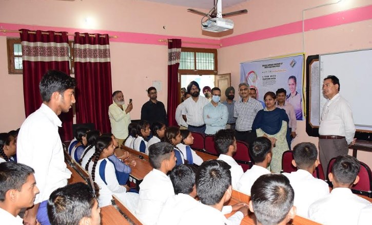 CEO visits district Samba, overviews ongoing exercise of Special Summary Revision of Electoral Rolls