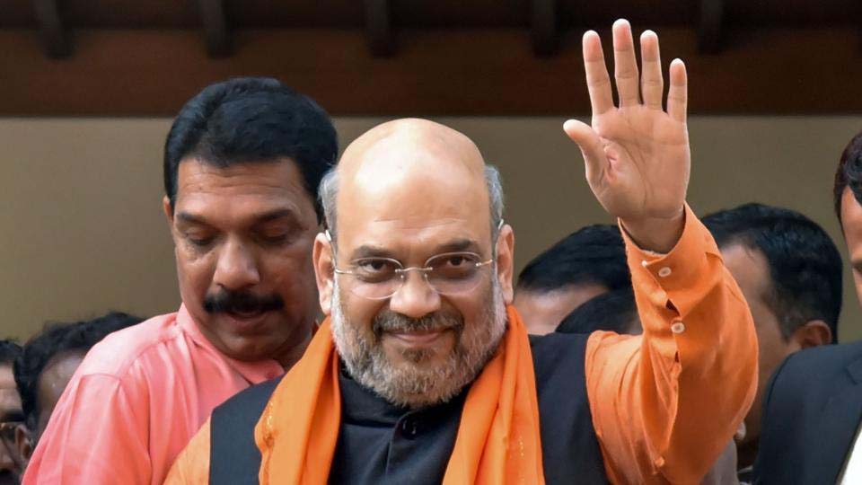 Shah dares Rahul to declare Cong will restore Art 370 in J&K