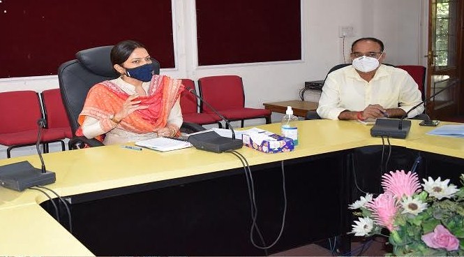 DC Jammu reviews arrangements for "My town, My Pride" programme