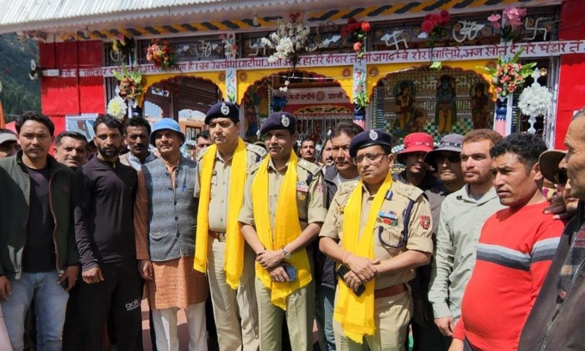 ADGP Jammu concludes his two day tour to Kishtwar , Dachan and Machail.