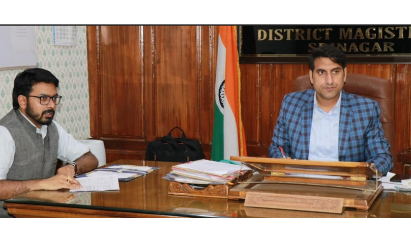 DC Srinagar reviews status of Mutations of Defense Land in the district