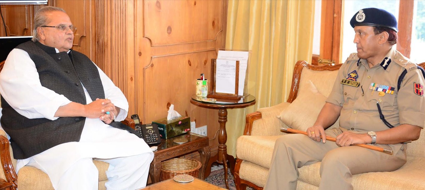 DG Prisons briefs Governor