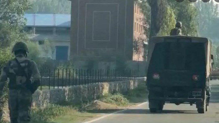 Pakistani LeT terrorist killed, 3 others trapped in J&K’s Kupwara encounter