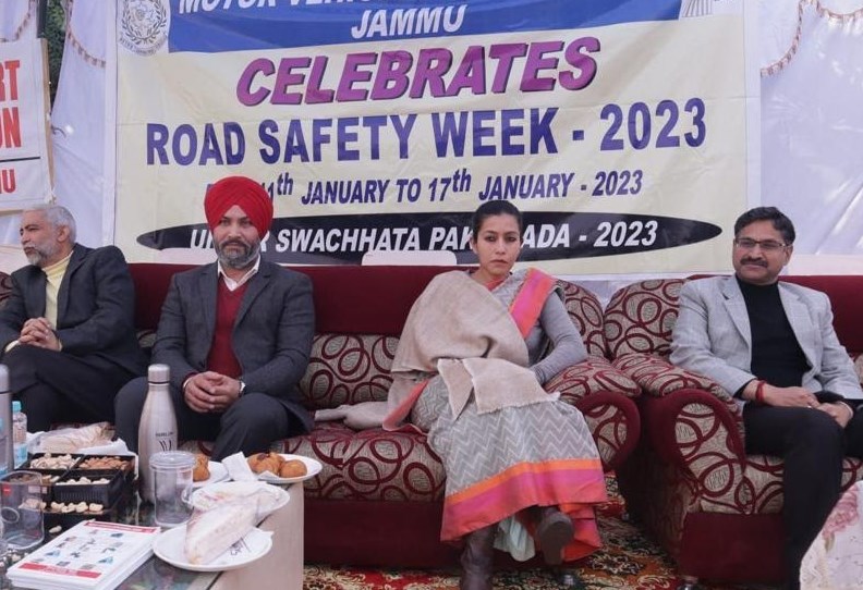 DC Jammu attends Health-cum-Eye Check up Camp organized for drivers