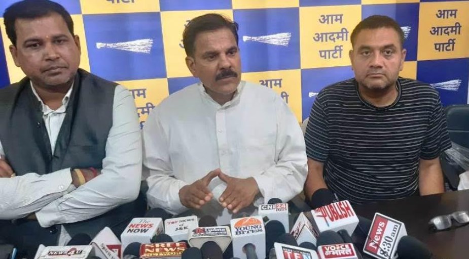 Restore democratic govt in J&K at the earliest: Harsh Dev