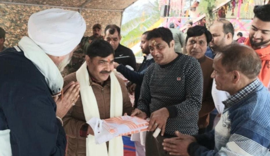 Mahashivratri: Thousands throng Shiv Khori Temple at Poonch