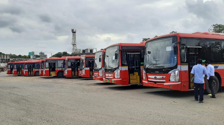 JK govt to procure 200 e-buses for environment-friendly public transport in twin capital cities