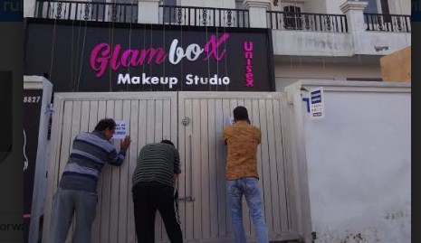 JMC seals posh saloon in Channi Himmat