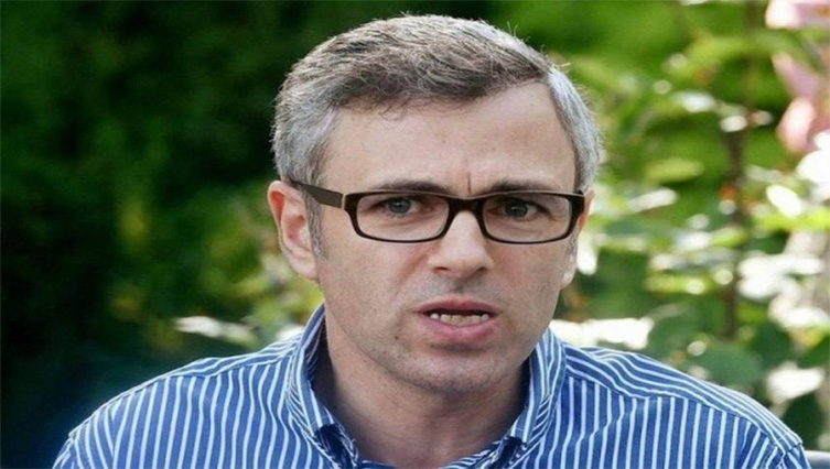 Has GoI any strategy to deal with COVID surge or left it to states: Omar