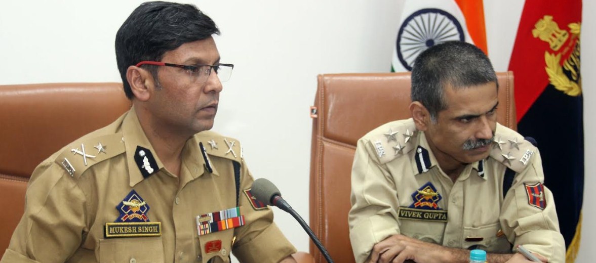        IGP Jammu reviews law & order, security arrangements on the opening of Darbar Move