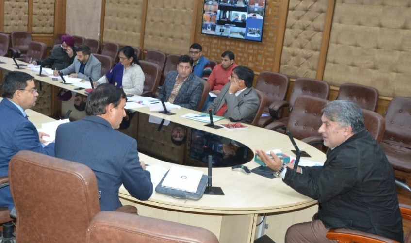 Dr Samoon emphasizes implementation of revised syllabus in ITIs, speedy completion of new polytechnics