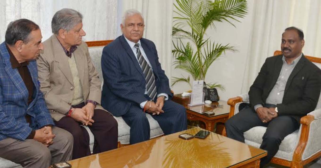 Former Legislator, Kashmiri Pandit Sabha, Sports personalities call on Lt Governor