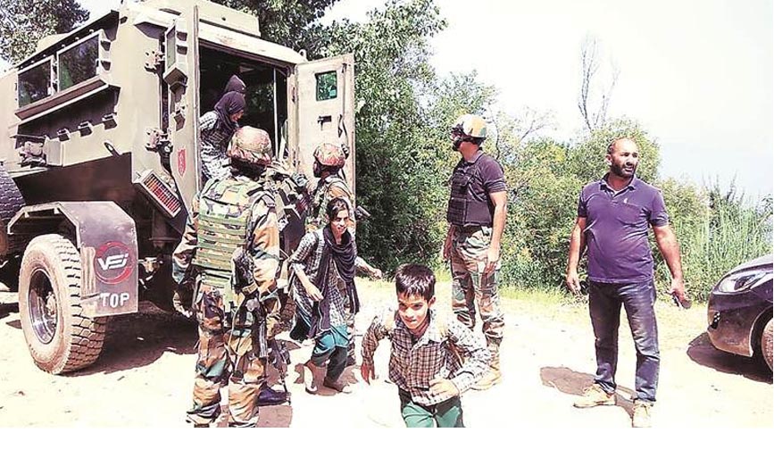 J&K: Four Armymen injured as Pakistani troops resort to mortar shelling