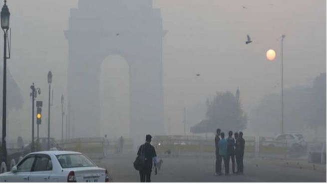 Delhi records season's worst air quality, EPCA likely to announce stricter steps