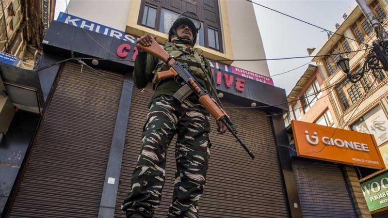 Saudi Arabia gives in to Pakistan's demand, will hold OIC meet on Kashmir