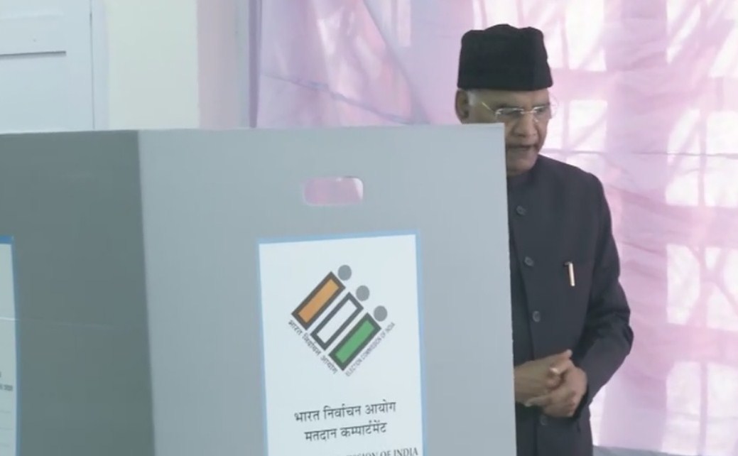 President Ram Nath Kovind cast his vote in Delhi elections 2020