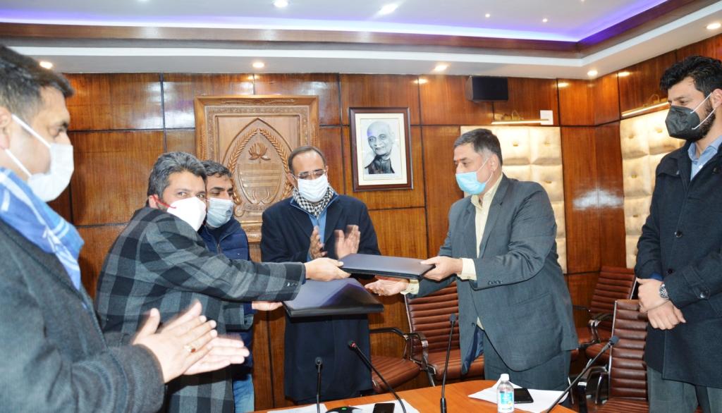 J&K power sector to receive 11000 crore financial assistance from PFC