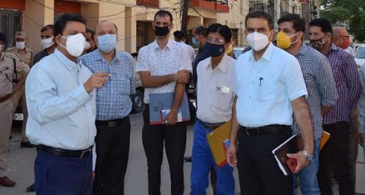 Div Com visits Civil Secretariat, Govt Quarters Inspects Darbar move arrangements