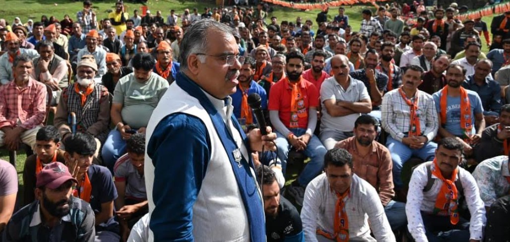 Militants in JK facing 'leadership crisis': Defence Minister tells Rajya Sabha