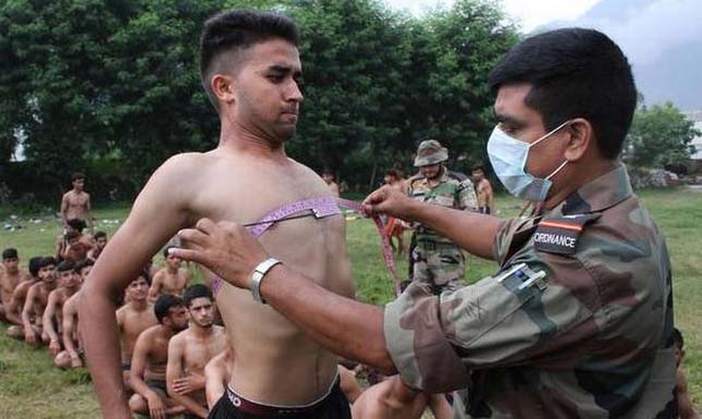 Two thousand turn out for army recruitment rally in Kashmir after 370 roll back : Indian Army