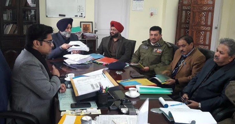 e-Rickshaw to operate soon in Jammu, Srinagar cities; Emphasizes installation of fare meters in auto-rickshaws