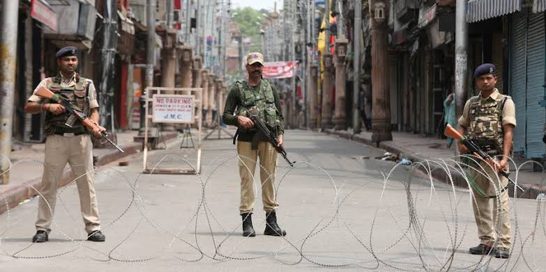 Restrictions continue in Kashmir, SOPs issued for easing lockdown ahead of Eid