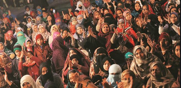Supreme Court says Shaheen Bagh protesters can’t block public road, issues notice to Centre, Delhi govt