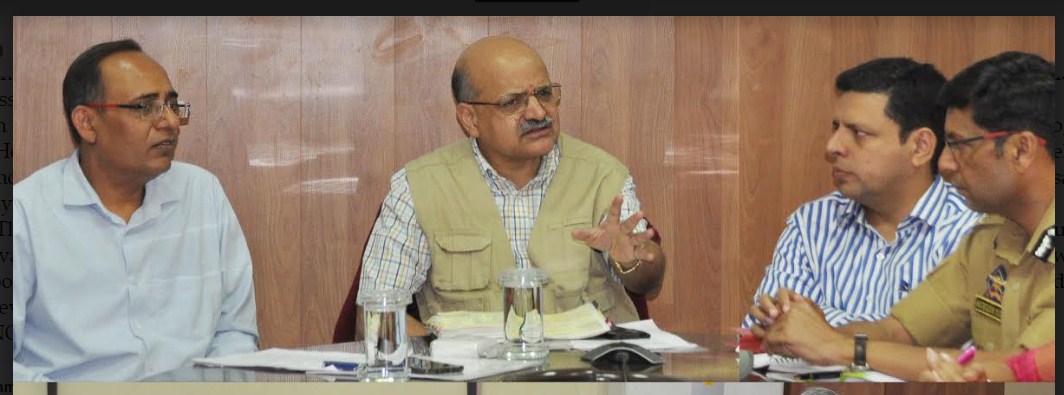 Chief Secretary BVR Subrahmanyam reviews Darbar move arrangements