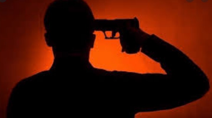 CRPF jawan commit suicide by shooting self in Srinagar