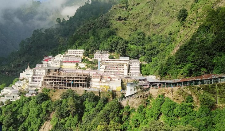 Vaishno Devi shrine board to construct skywalk by November