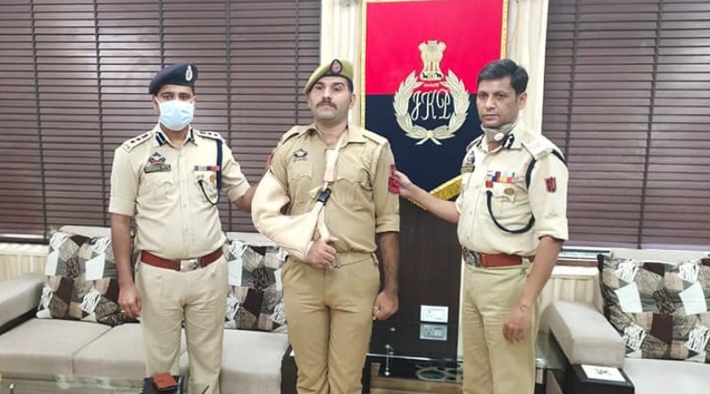 IGP Jammu confers new rank to Police officials who have been awarded out of turn Promotion