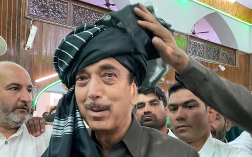Kashmir: LeT terrorists threaten 'BJP agent' Ghulam Nabi Azad