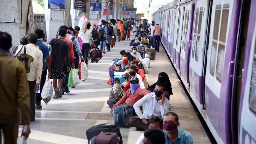 A least 10 Injured as Two Trains on Same Track Collide at Kacheguda Railway Station in Hyderabad