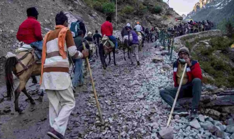 Govt hands over Baltal, Chandanwari tracks up to Amarnath shrine to BRO