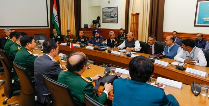 Vietnam''s People Army Chief meets Def Min Rajnath Singh