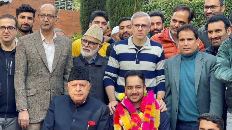 J&K: Singer Waqar Khan Joins NC