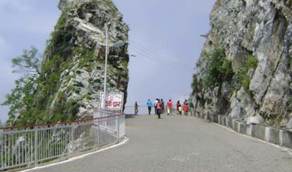       Vaishno Devi Yatra progressing smoothly, do not pay heed to rumours: Shrine Board to Pilgrims