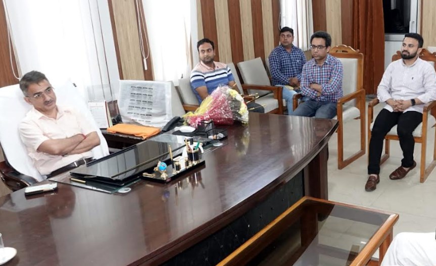Krishan Lal assumes charge as Director AHD Jammu