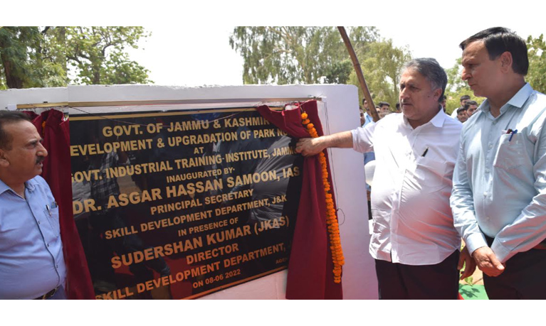 Samoon inaugurates developmental, upgradation park, basketball court at ITIs Jmu